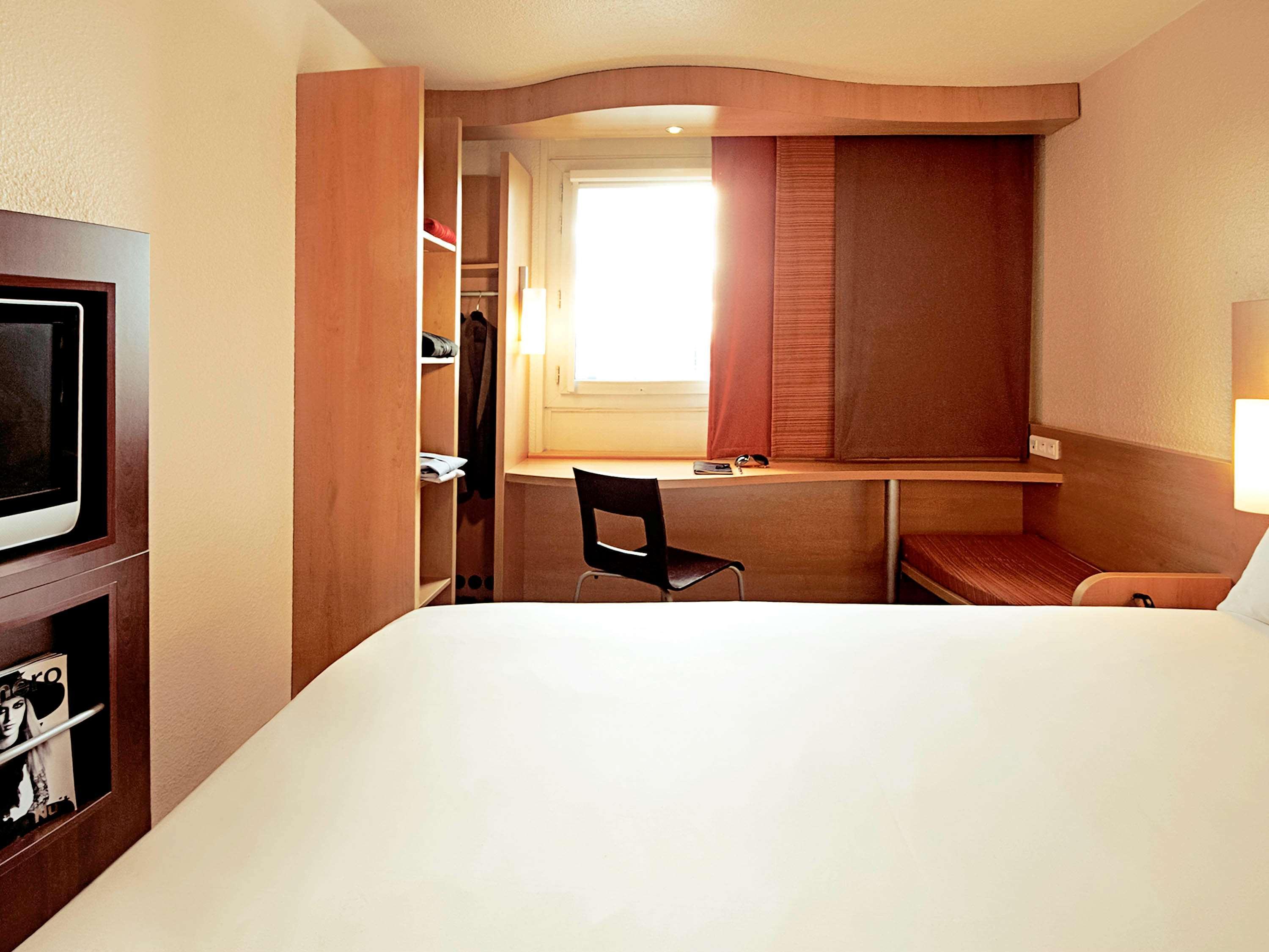 Hotel Ibis Epinay Sur Seine - Gennevilliers Exterior foto